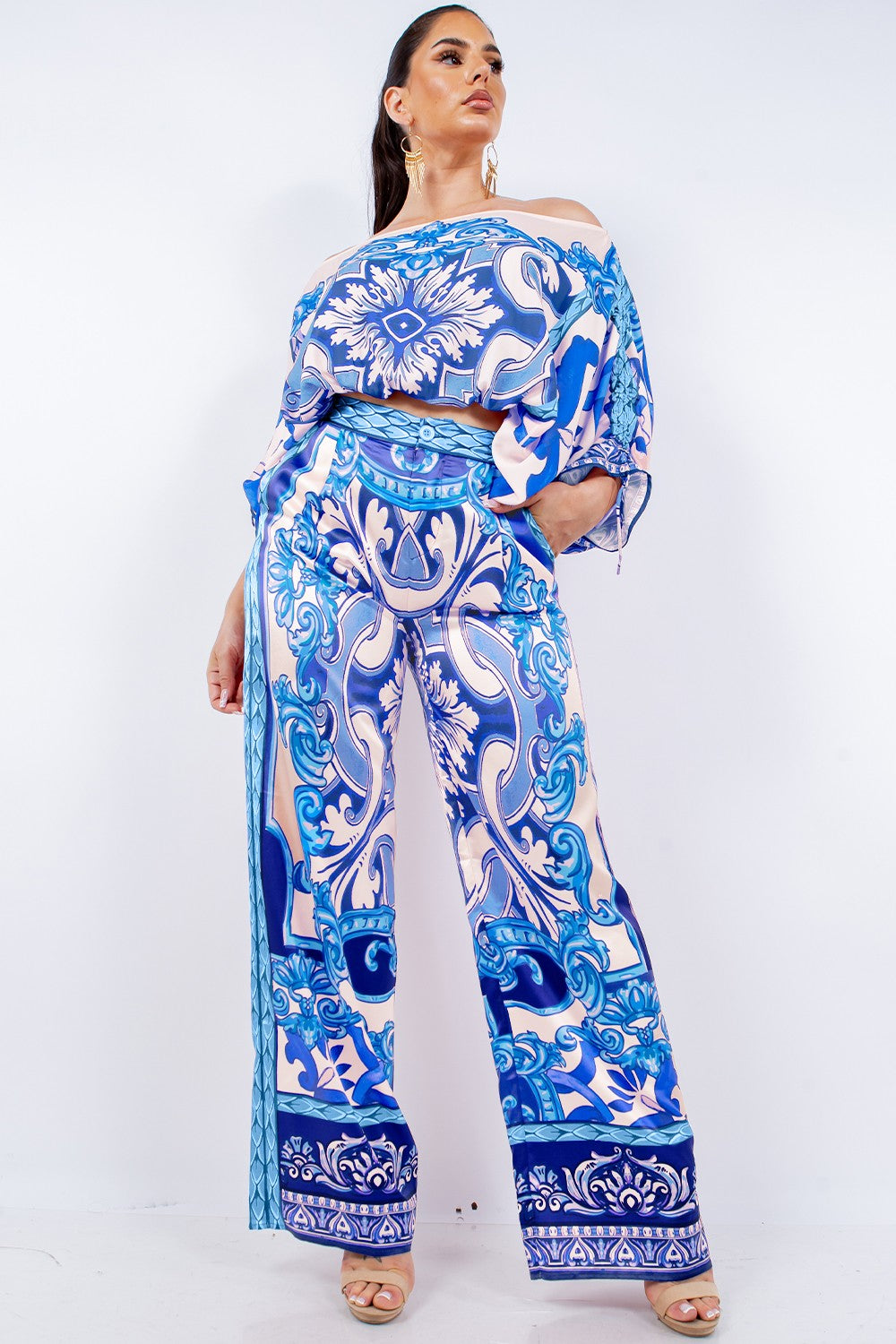 SET TIPO TALAVERA CON PANTALON